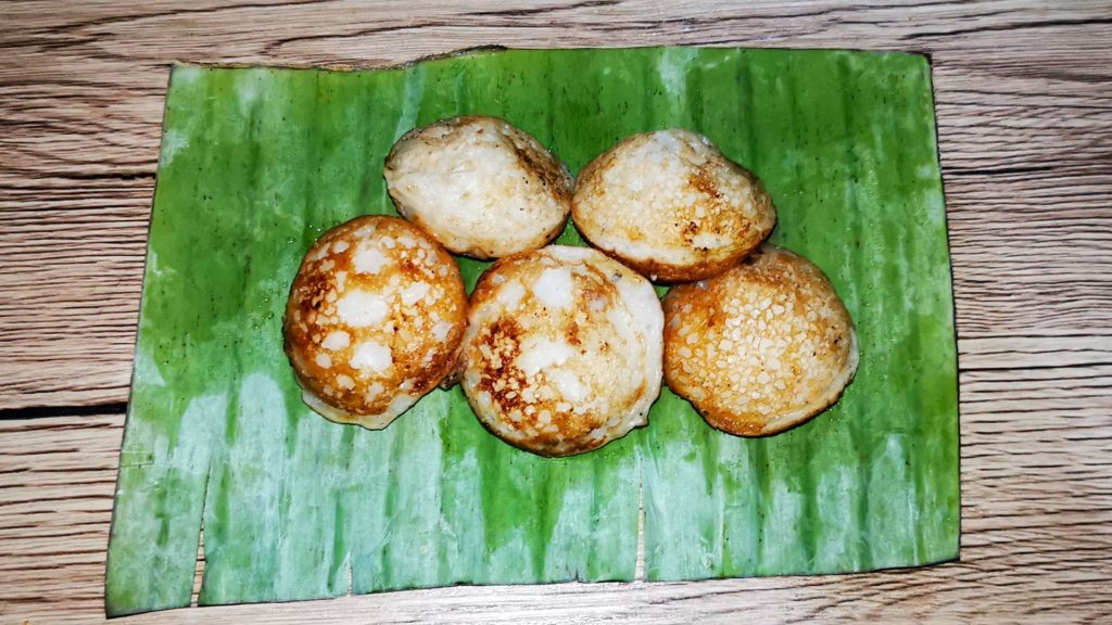 Khanom Krok - eines der beliebtesten Desserts in Thailand
